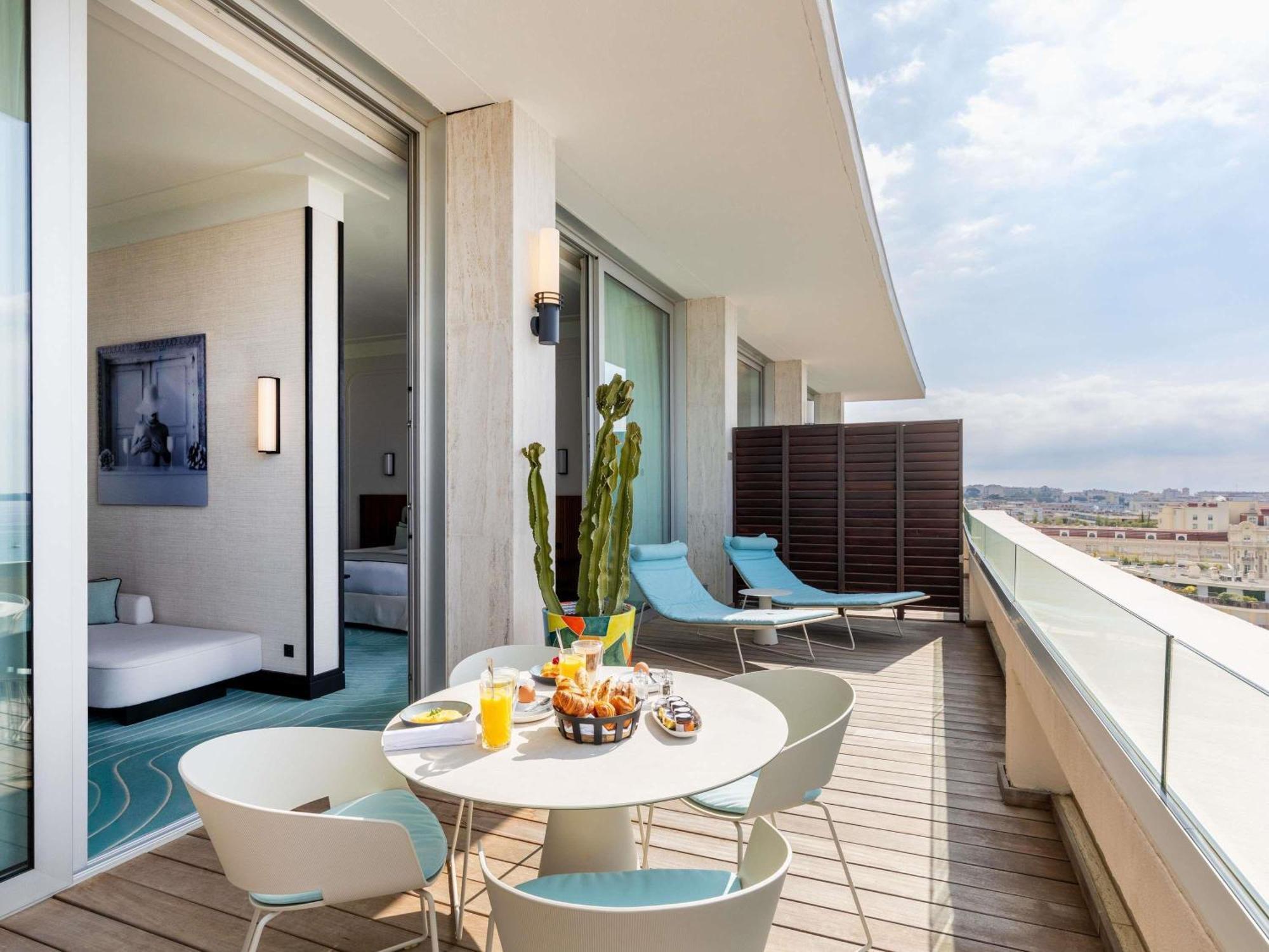 Signature Suite Terrace Sea View,1769511402:JPEG