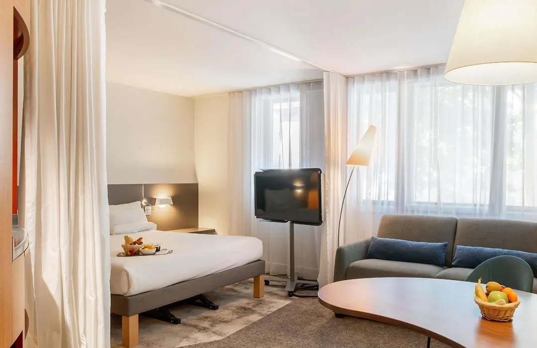 Novotel Suites Cannes Centre-1